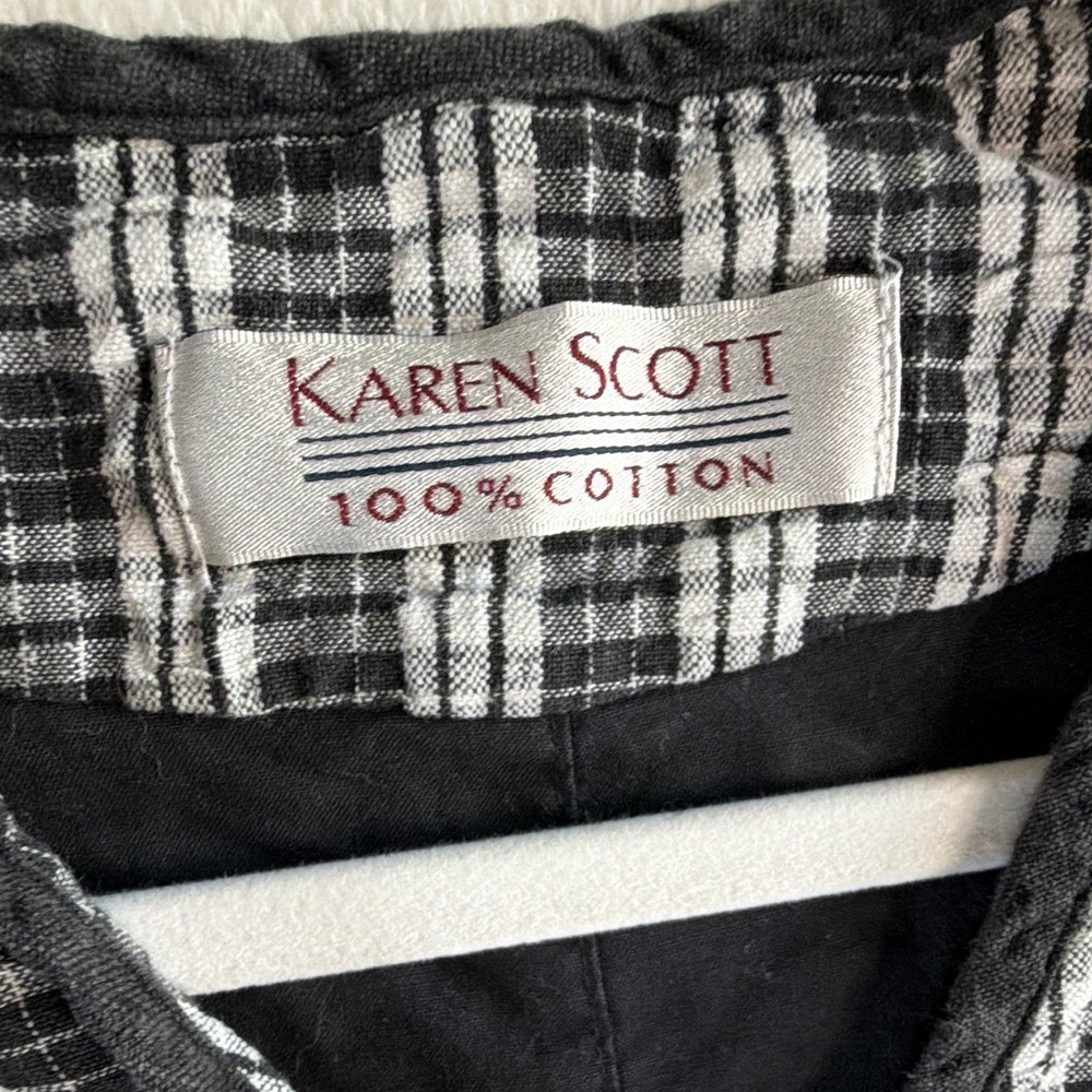 Karen Scott Plaid Button Sleeveless Vest Black White Dark Academia Goth Indie M - Picture 2 of 7